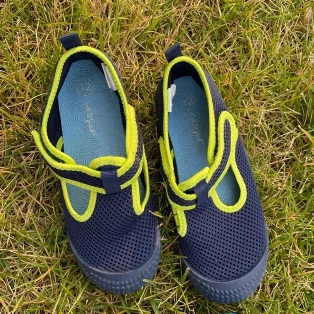 2 Pairs Of Kids Water Shoes Size 12 And Size 9 GUC